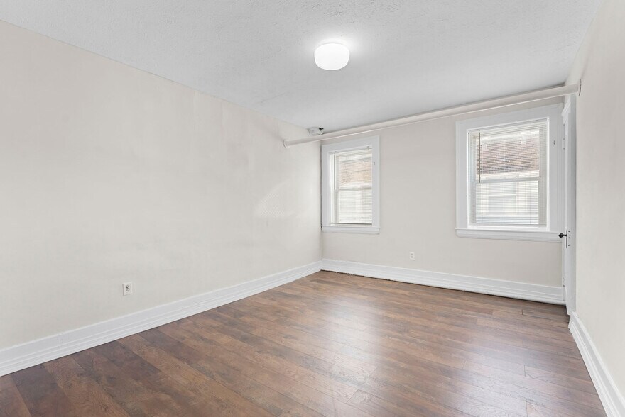 More Photos Of 2617 Euclid Heights Blvd, Cleveland Heights Apartments For Sale
