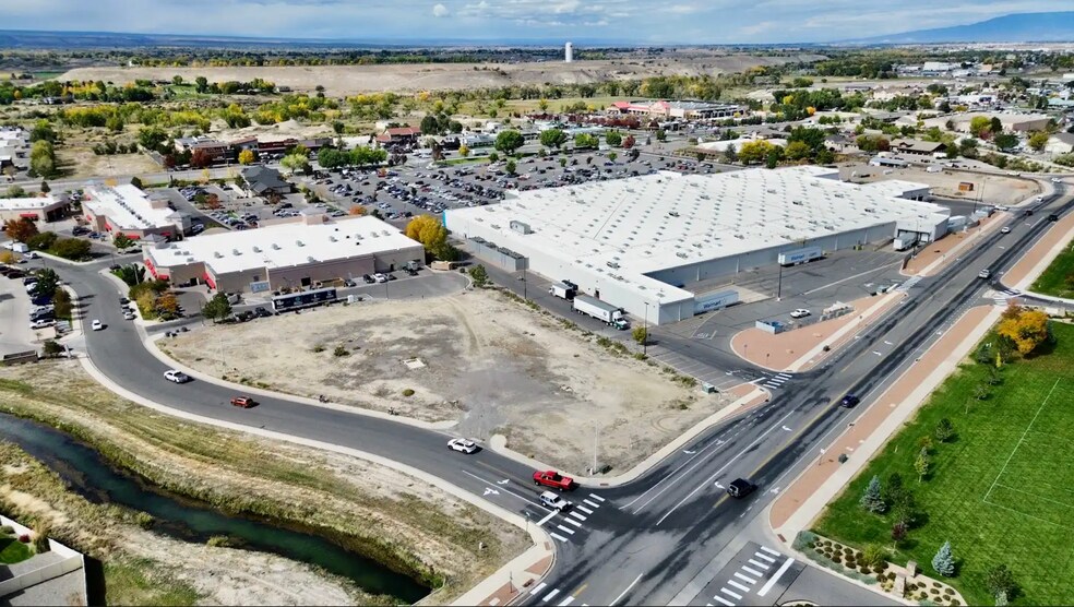 More Photos Of TBD Oxbow Drive, Montrose Land For Sale