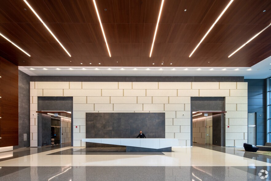 More Photos Of 625 W Adams St, Chicago Office For Lease