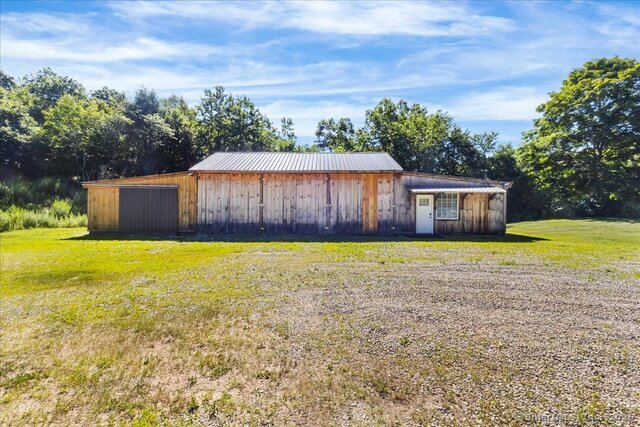 More Photos Of 377 N Canterbury Rd, Canterbury Manufacturing For Lease