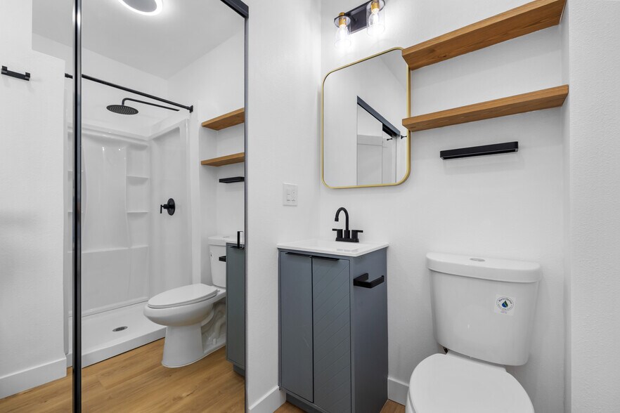 More Photos Of 1012-20 15th St, San Diego Apartments For Sale