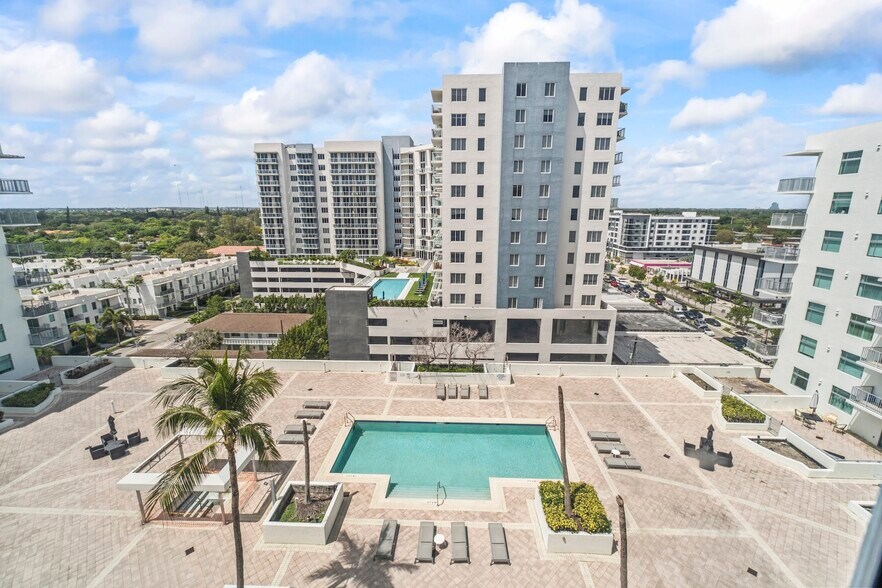 More Photos Of 140 S Dixie Hwy, Hollywood Apartments For Sale