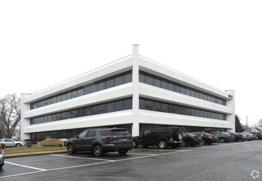 More Photos Of 1415 Hooper Ave, Toms River Office For Lease