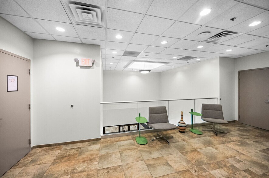 More Photos Of 800 Bunn Dr, Princeton Medical For Lease