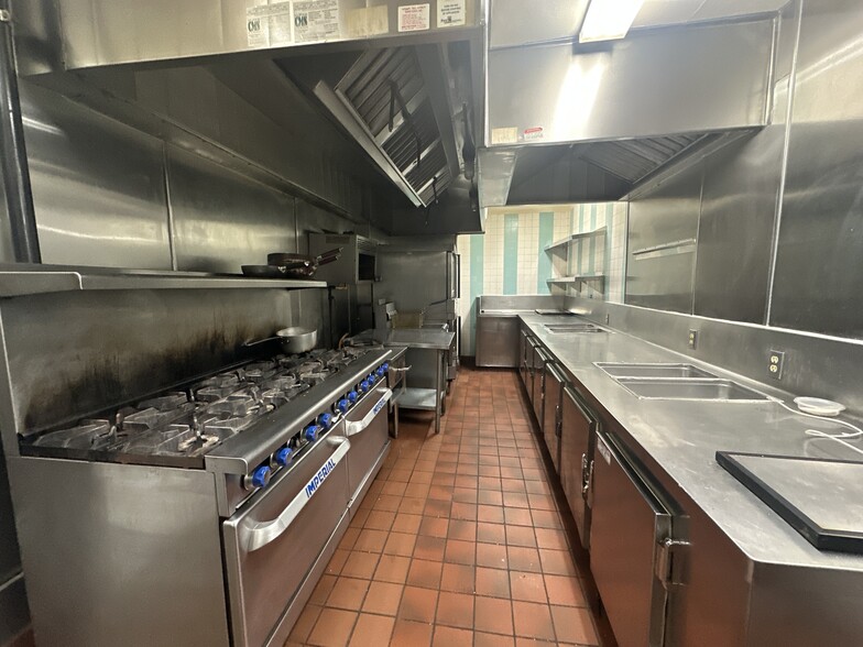 More Photos Of 1901-1903 W Olympic Blvd, Los Angeles Hotel For Lease