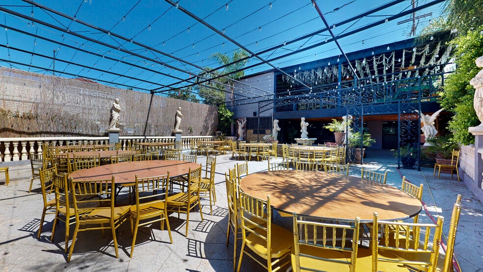 More Photos Of 6500 Foothill Blvd, Tujunga Restaurant For Sale