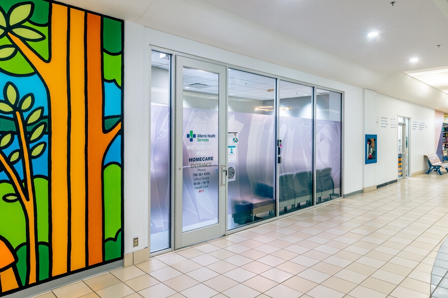 More Photos Of 3725 56 St, Wetaskiwin General Retail For Lease