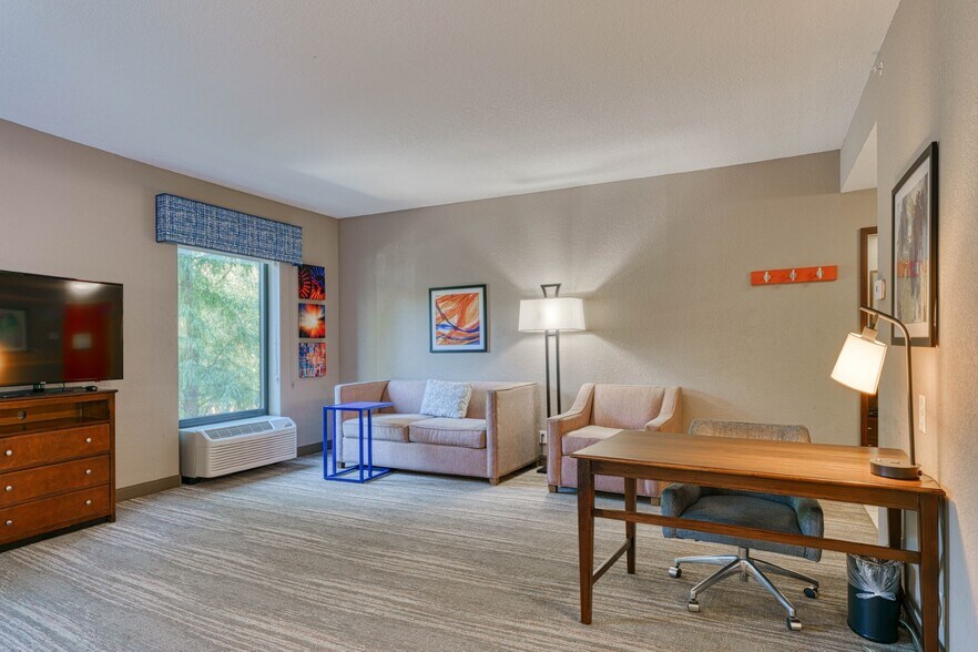 More Photos Of 321 S Lake Cortez Dr, Apopka Hospitality For Sale