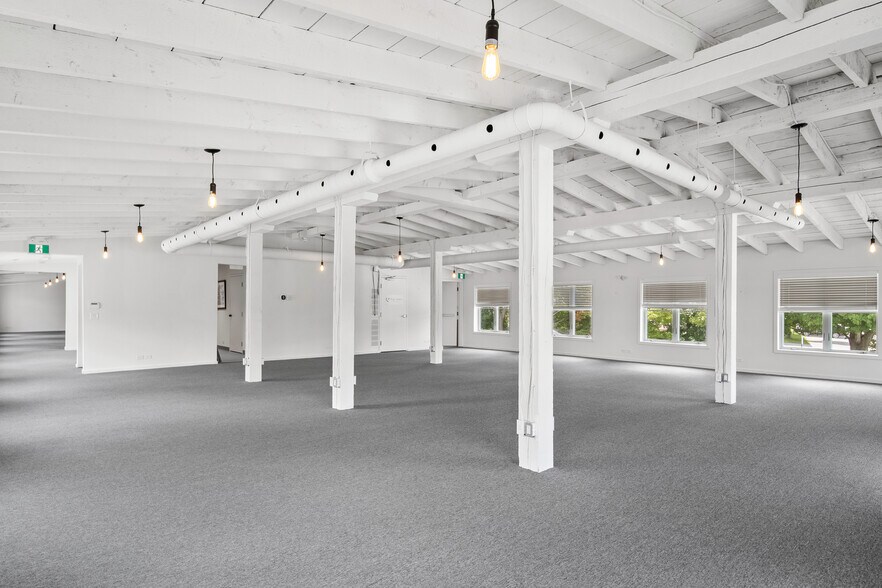 More Photos Of 60 Mill St, Gananoque Medical For Lease