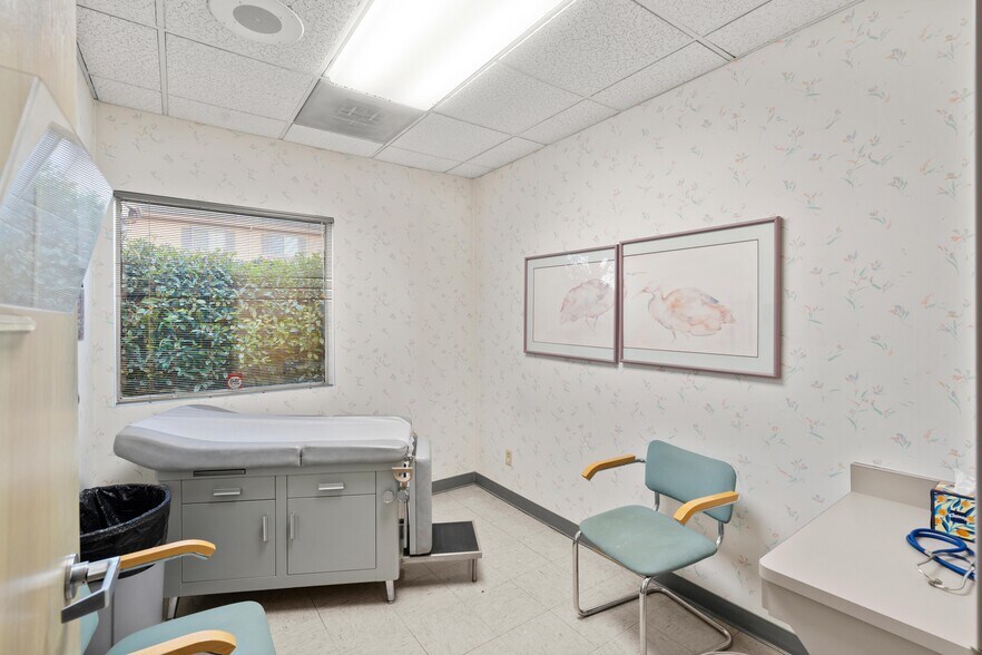 More Photos Of 5309 Carrington Cir, Stockton Healthcare For Sale