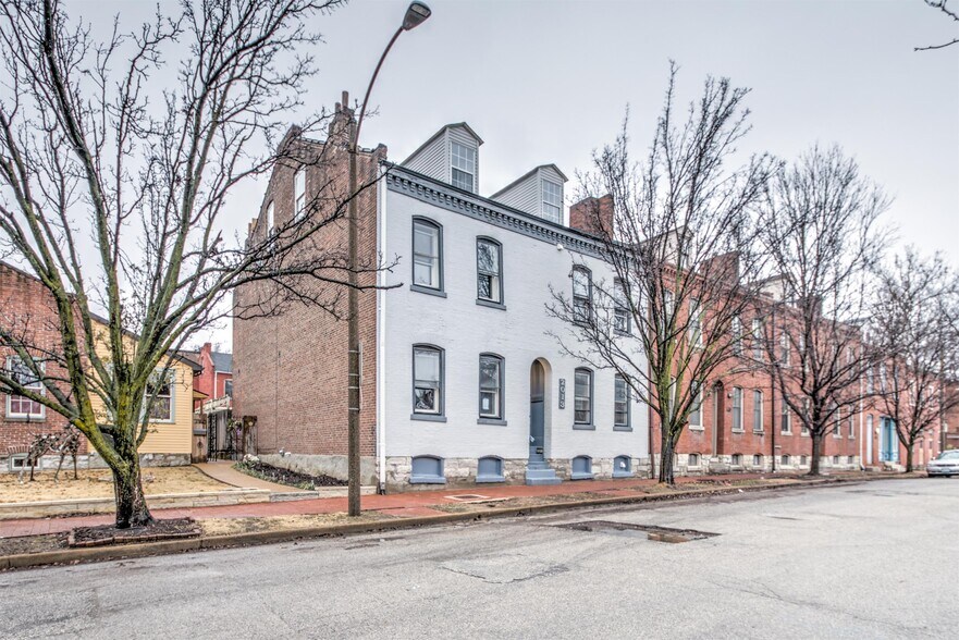 More Photos Of 2013 S 11th St, Saint Louis Apartments For Sale