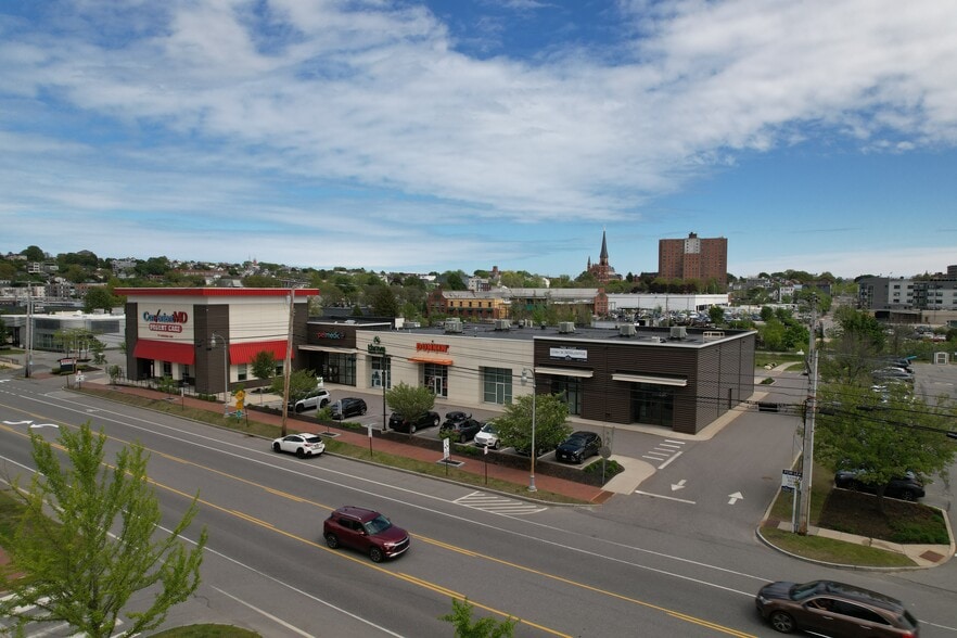Primary Photo Of 191 Marginal Way, Portland Auto Repair For Lease