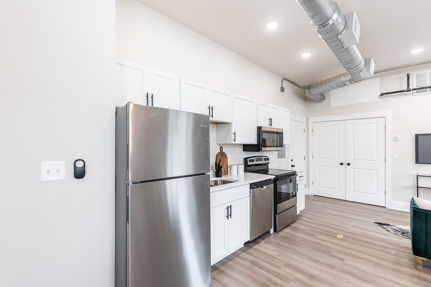 More Photos Of 4000 Colerain Ave, Cincinnati Apartments For Lease