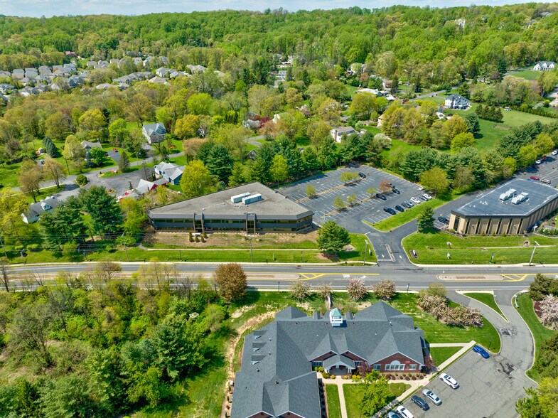 More Photos Of 67 Mountain Blvd, Warren Office For Lease