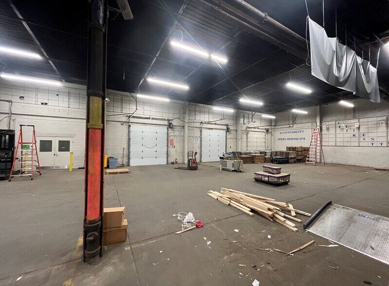More Photos Of 4th & Pacific Ave @ Pacific Ave, West Pittston Warehouse For Sale