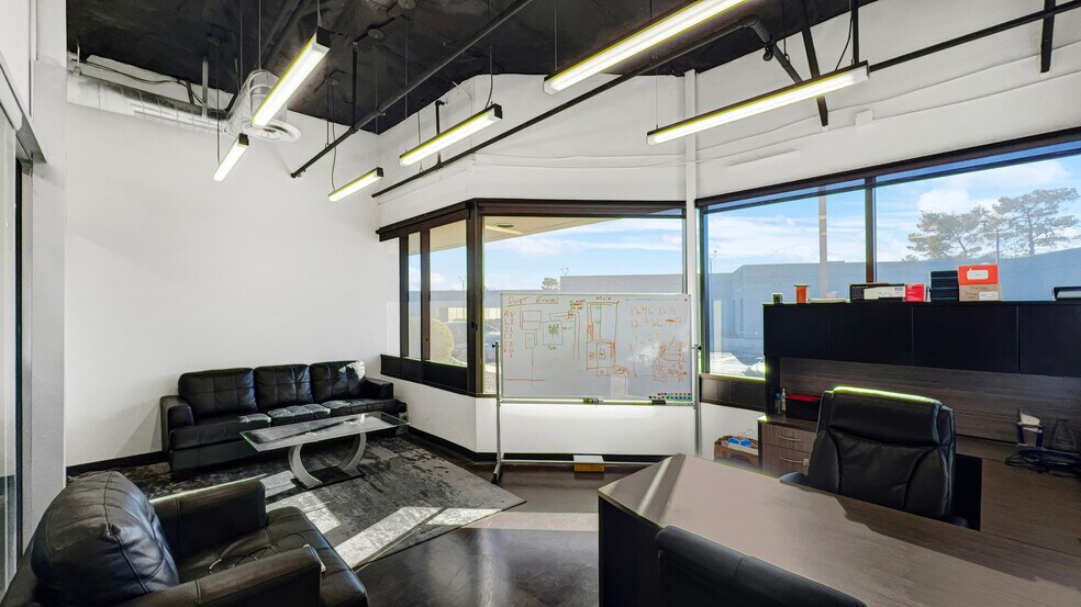 More Photos Of 5 Longevity Dr, Henderson Research And Development For Sale