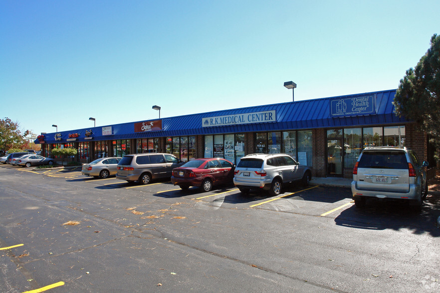 Primary Photo Of 927-967 W Golf Rd, Schaumburg General Retail For Lease