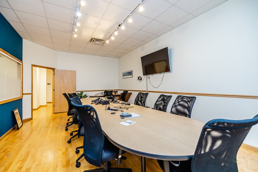 More Photos Of 7321 Madison St, Forest Park Restaurant For Sale