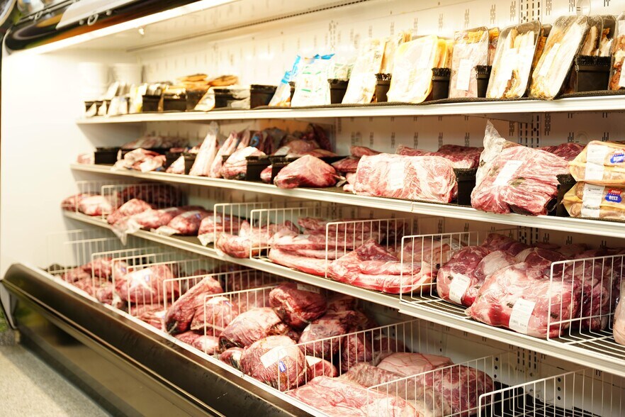 More Photos Of 990 NW 119th St, Miami Restaurant For Sale