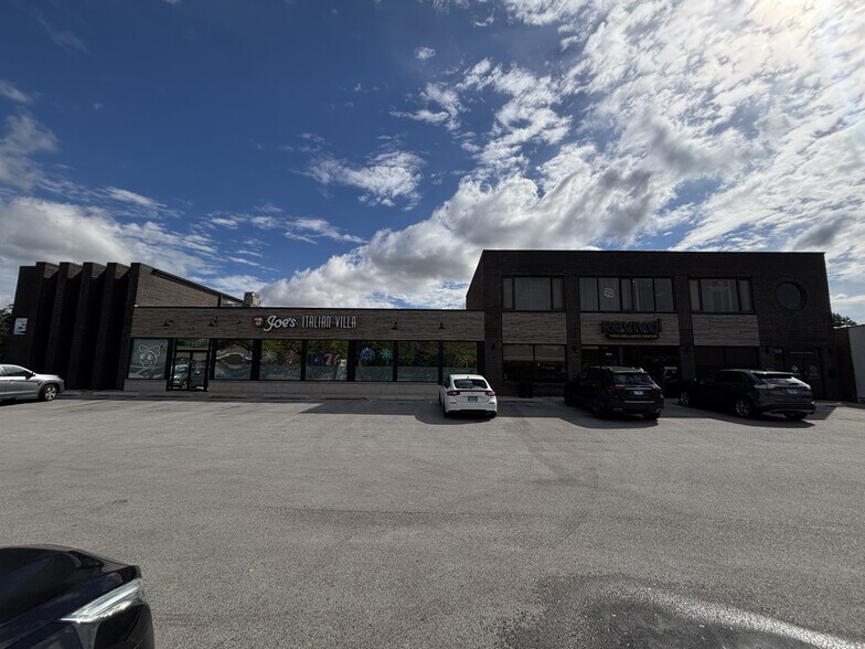 More Photos Of 12211 S Harlem Ave, Palos Heights Medical For Lease