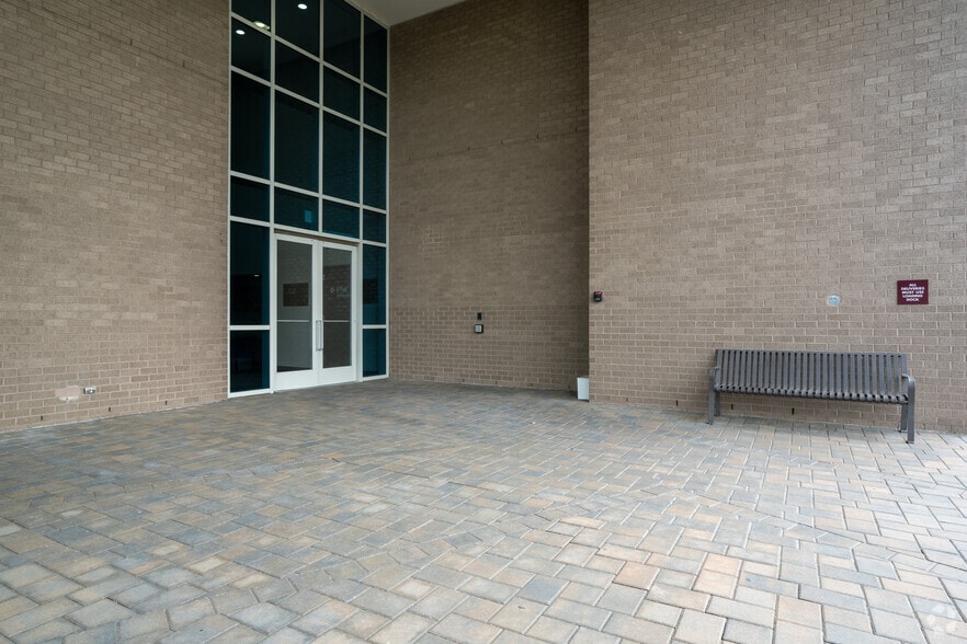 More Photos Of 8315 Lee Hwy, Merrifield Office For Lease