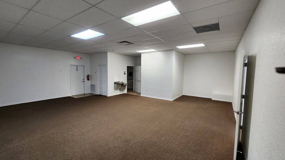 More Photos Of 16332 Cortez Blvd, Brooksville Medical For Lease