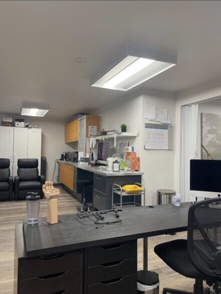 More Photos Of 106 Blvd 5E, Terrasse-vaudreuil Office For Lease