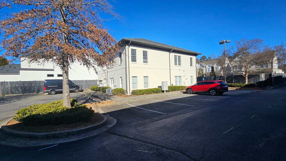 More Photos Of 1830 Peachtree Pky, Cumming Medical For Sale