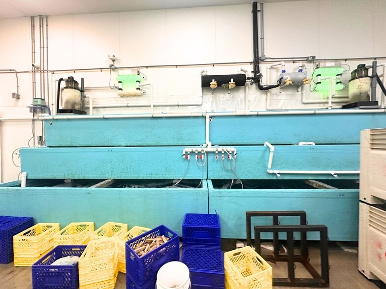 More Photos Of 12800 Bathgate Way, Richmond Warehouse For Lease