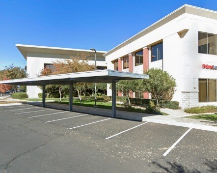More Photos Of 2490 S Gilbert Rd, Chandler Office For Lease