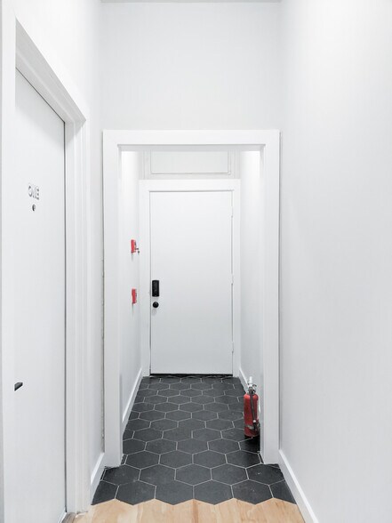 More Photos Of 2121 E Dauphin St, Philadelphia Apartments For Sale