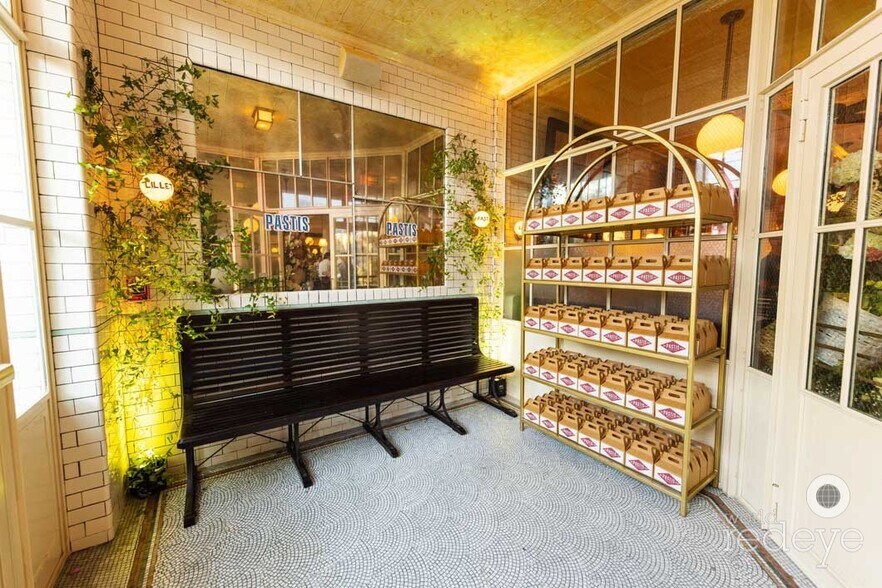 More Photos Of 320-380 NW 26th St, Miami General Retail For Sale