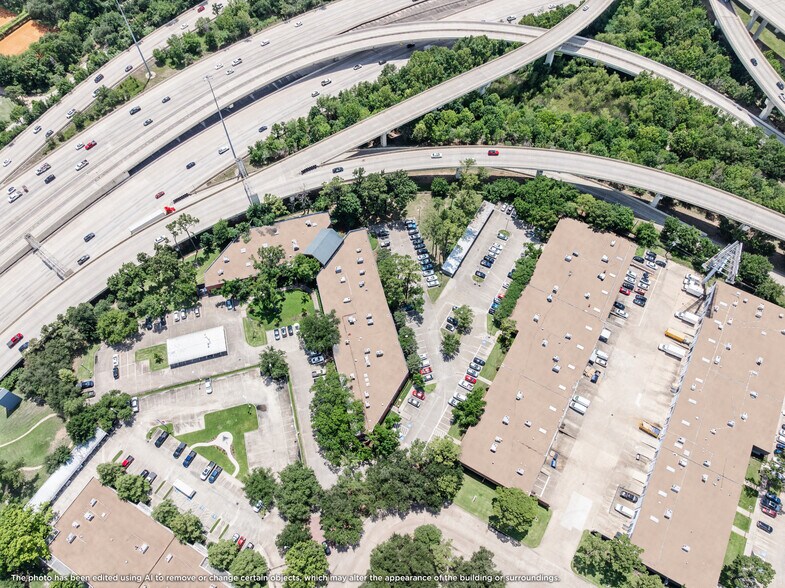 More Photos Of 6925 Portwest Dr, Houston Unknown For Lease