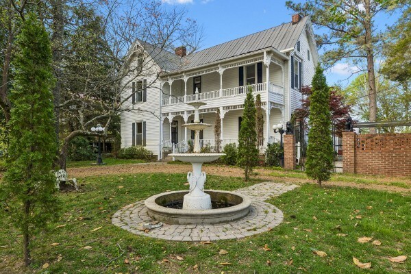 Primary Photo Of 728 S Spring St, Manchester Specialty For Sale