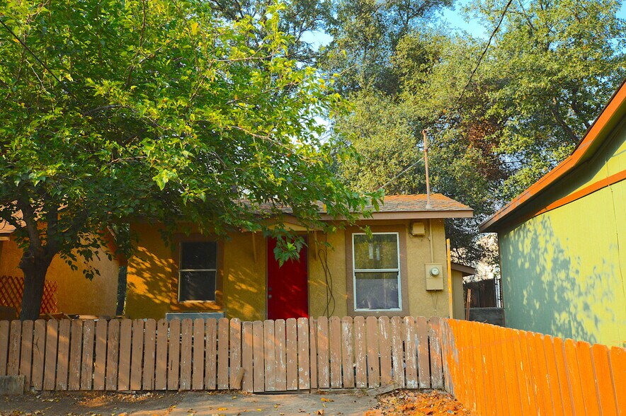 More Photos Of 2230 El Reno Ln, Redding Apartments For Sale