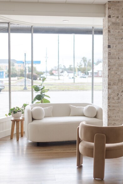 More Photos Of 9 NE Park Ave, Baxley Medical For Sale