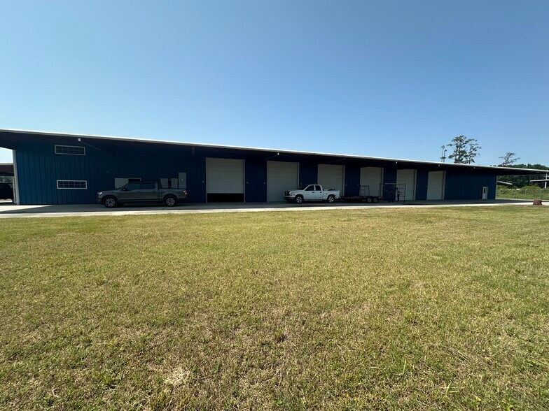 More Photos Of 12630 US-59, Splendora Industrial For Lease