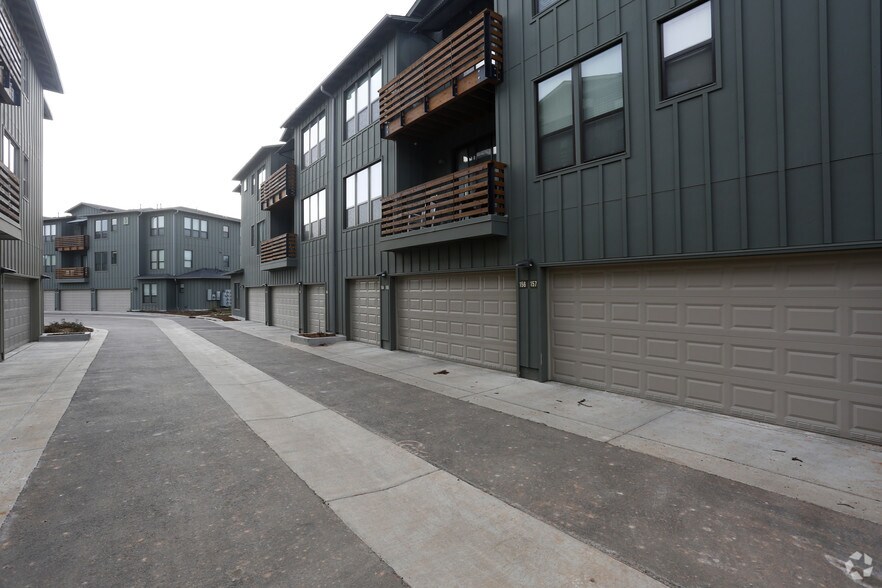 More Photos Of 5340 Gunbarrel Center Ct, Boulder Apartments For Lease