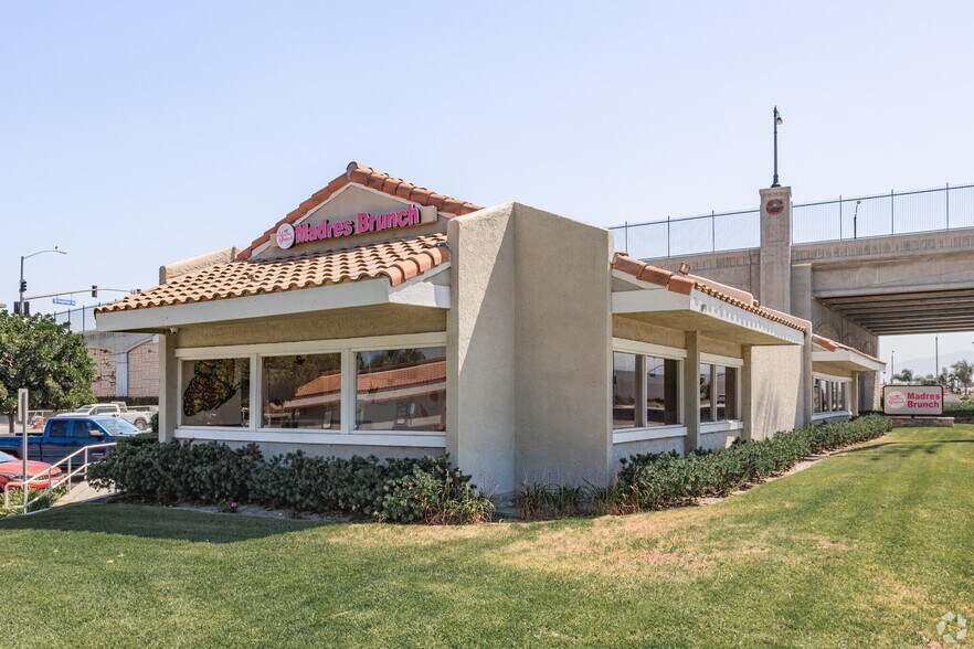 More Photos Of 2099 E Orangethorpe Ave, Placentia Restaurant For Lease