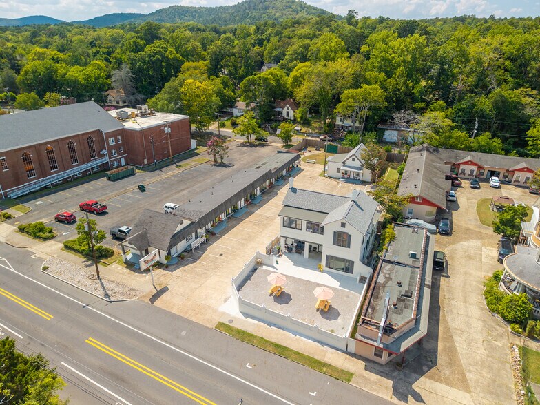 More Photos Of 741 Park Ave, Hot Springs Hotel For Sale