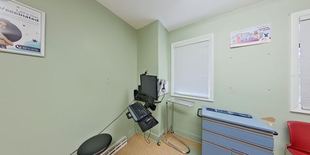 More Photos Of 860 Boston Rd, Springfield Medical For Sale
