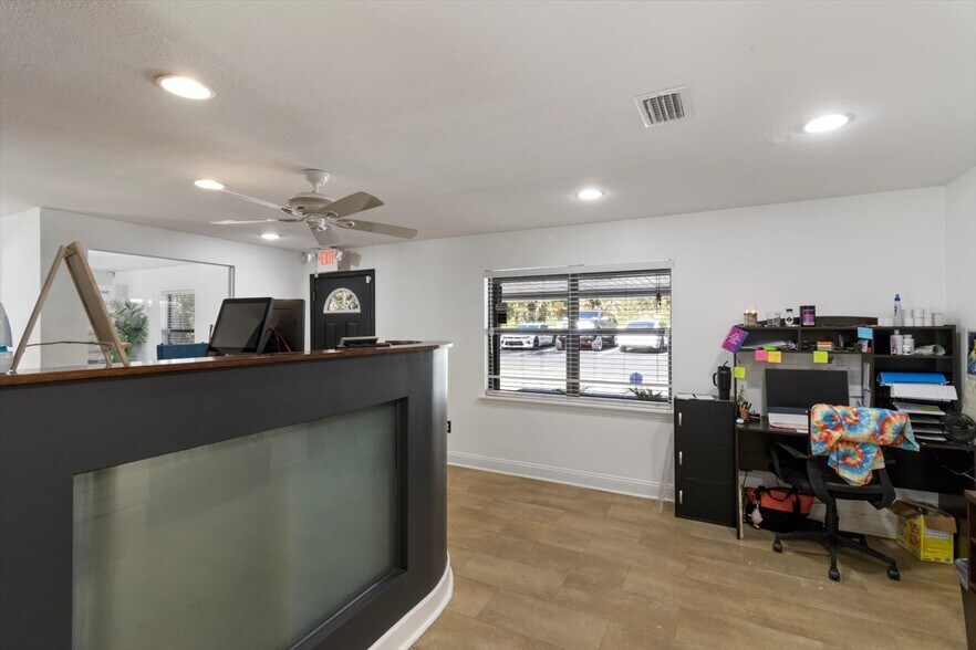 More Photos Of 7630 W Dunnellon Rd, Dunnellon Office For Sale