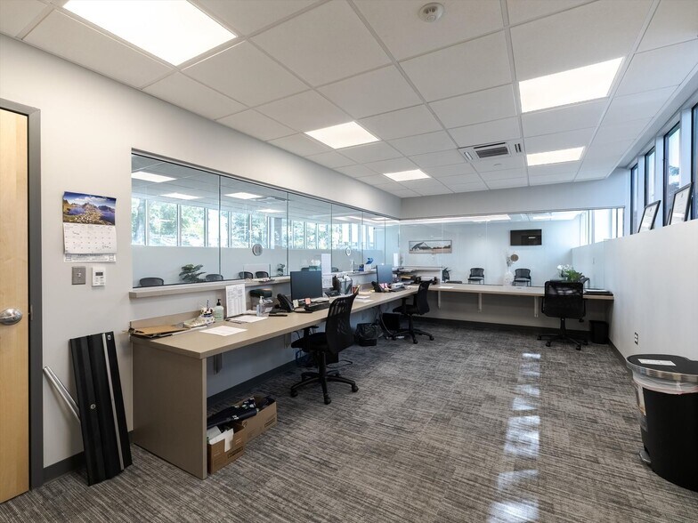 More Photos Of 520 W Roosevelt Blvd, Philadelphia Medical For Sale