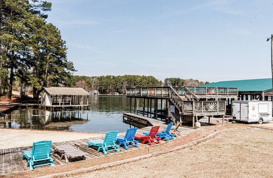 More Photos Of 154 Stonehouse Lodge Dr, Littleton Specialty For Sale