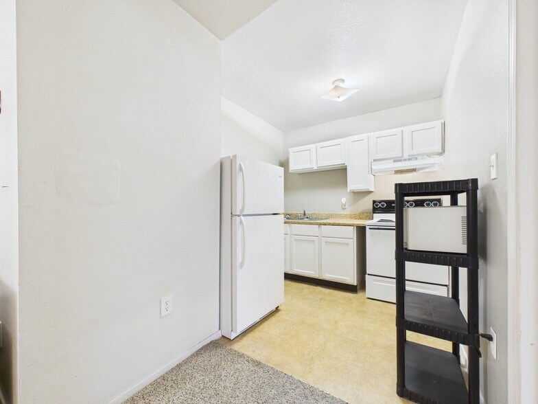 More Photos Of 1349 Jefferson Dr, Port Arthur Apartments For Sale