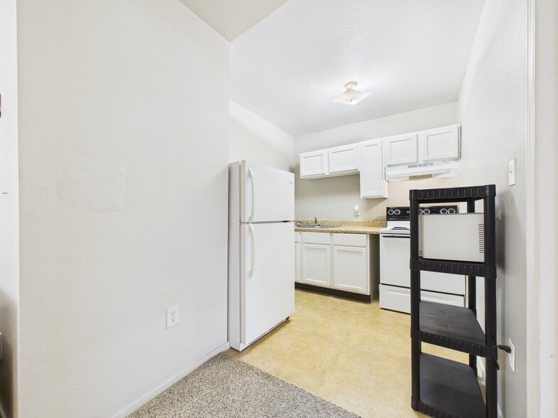 More Photos Of 1349 Jefferson Dr, Port Arthur Apartments For Sale