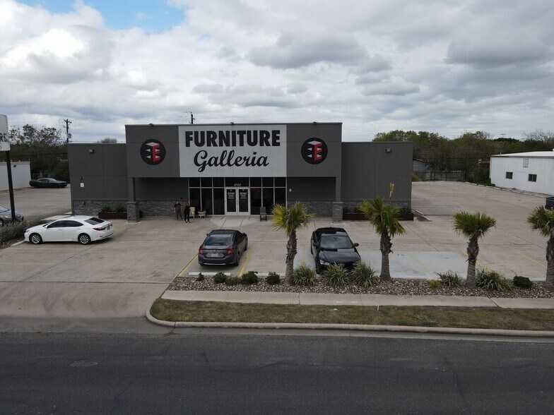 Primary Photo Of 2722 S Padre Island Dr, Corpus Christi General Retail For Lease