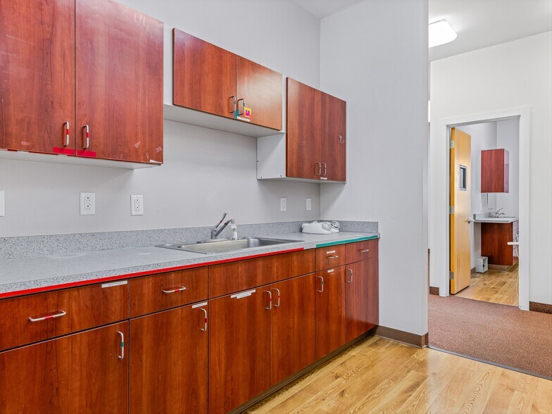 More Photos Of 3179 Sweeten Creek Rd, Asheville General Retail For Lease