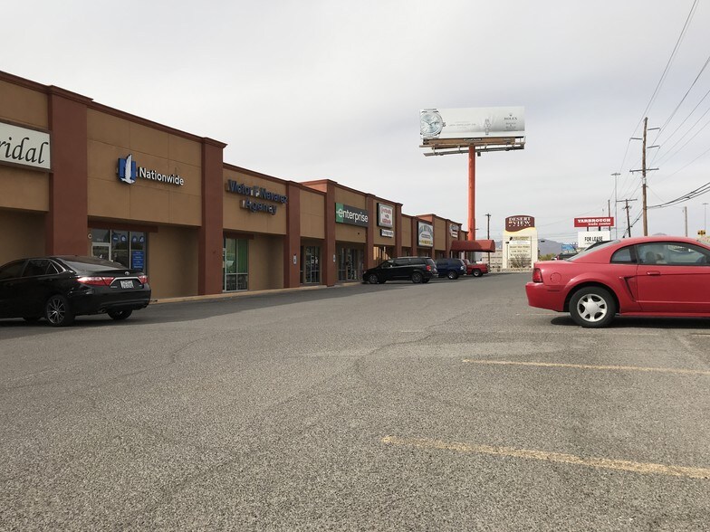 More Photos Of 7924-7934 W Gateway Blvd, El Paso Unknown For Lease
