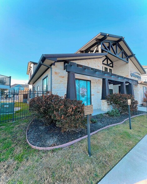 More Photos Of 2888 Nash St, Bryan Apartments For Sale